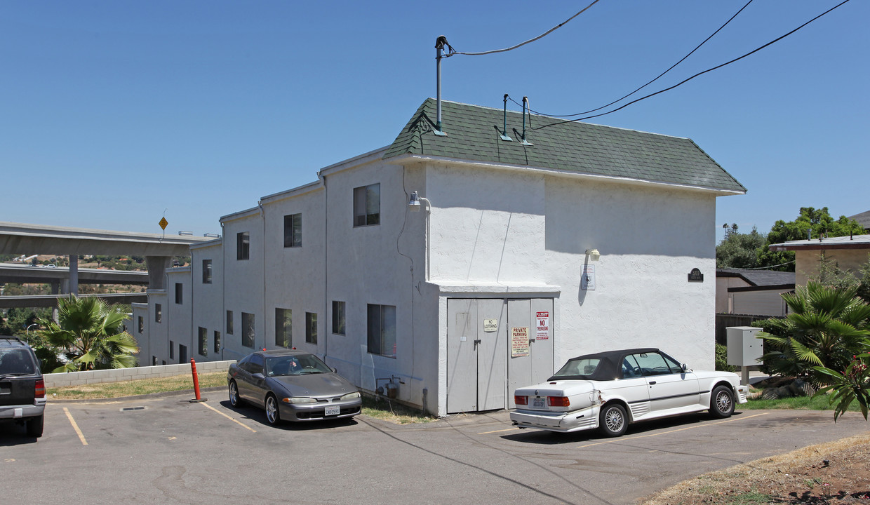 3707 Hilltop Dr in Lemon Grove, CA - Building Photo