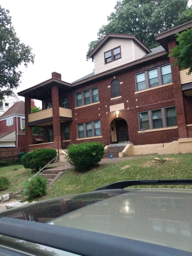 2848 Melrose Ave, Unit 1 South