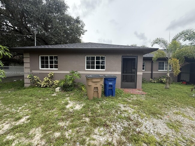 property at 4631 29th St SW
