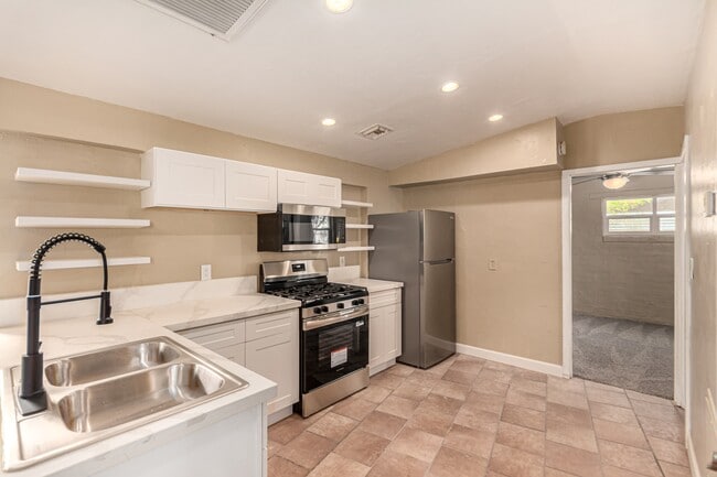 350 E Kelso St in Tucson, AZ - Building Photo - Building Photo