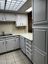 10330 W Thunderbird Blvd in Sun City, AZ - Building Photo - Building Photo