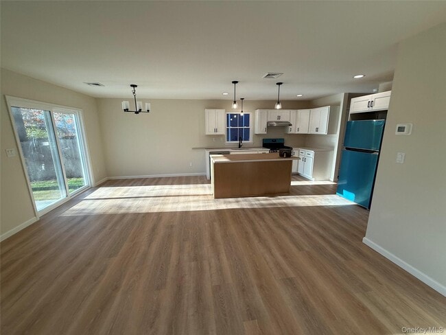 32 Montgomery St in Goshen, NY - Building Photo - Building Photo