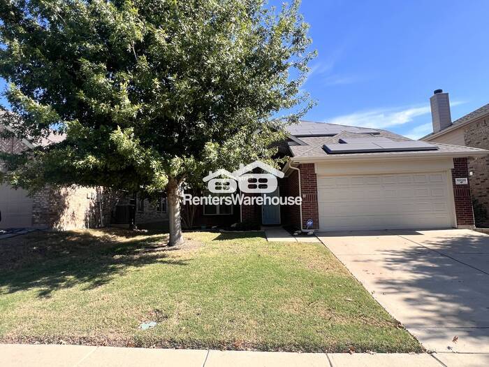 10020 Chrysalis Dr in Fort Worth, TX - Building Photo