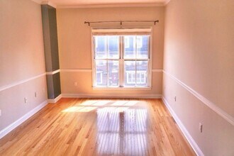 84 Adams St in Hoboken, NJ - Building Photo - Building Photo