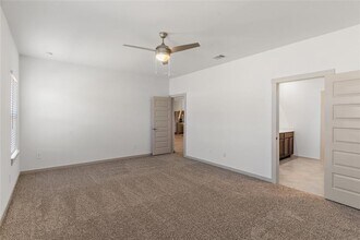 29318 Hoelzen Holw Dr in Katy, TX - Building Photo - Building Photo