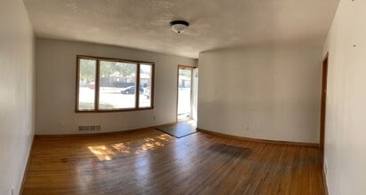 1510 W Lotus St in Wichita, KS - Building Photo - Building Photo