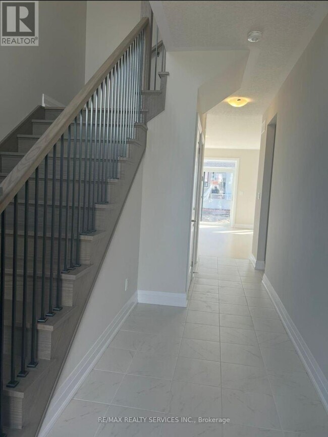 30 Shaded Crk Dr in Kitchener, ON - Building Photo - Building Photo