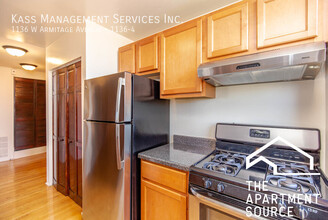 1130 W Armitage Ave, Unit 4 in Chicago, IL - Building Photo - Building Photo