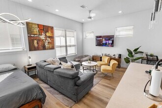 6742 Peerless St in Houston, TX - Building Photo - Building Photo
