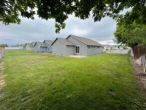 2606 N Ellington St in Ellensburg, WA - Building Photo - Building Photo