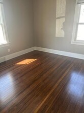 1714 3rd Ave in Council Bluffs, IA - Foto de edificio - Building Photo