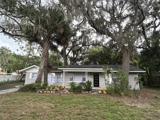 property at 2899 E Crooked Lake Dr