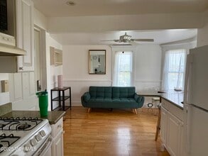 102 Lake Ave in Ocean Grove, NJ - Building Photo - Building Photo
