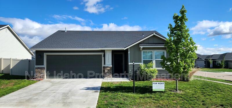 11356 W Colorado River St in Nampa, ID - Building Photo