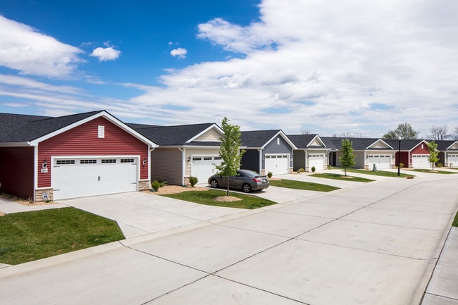 The Villages of Whitewater in Harrison, OH - Foto de edificio - Building Photo