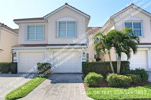 11620 Navarro Way in Ft. Myers, FL - Building Photo