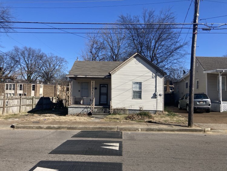 142 Angelus St in Memphis, TN - Building Photo