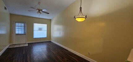 3120 E Tower Ct in Kissimmee, FL - Building Photo - Building Photo