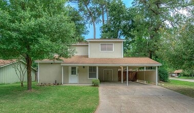 1202 E Red Cedar Cir in Spring, TX - Building Photo - Building Photo