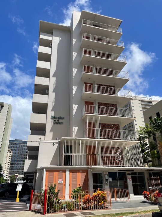 236 Lili?uokalani Ave in Honolulu, HI - Building Photo