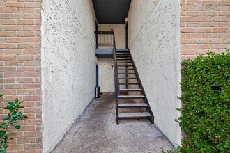 8360 Jorine Dr in Houston, TX - Building Photo - Building Photo