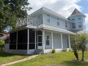 5110 S Mystic Pt in Homosassa, FL - Foto de edificio - Building Photo