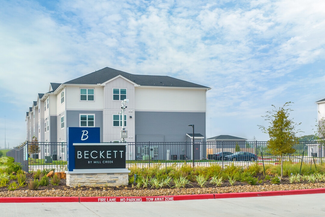 Beckett Cottingham in Houston, TX - Building Photo
