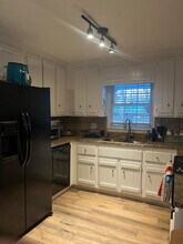 142 Wanda Ave in Canton, GA - Foto de edificio - Building Photo