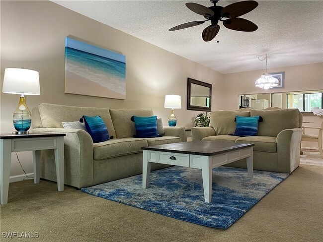 5767 Deauville Cir in Naples, FL - Building Photo - Building Photo