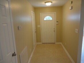 905 Finchurch Cir in Wake Forest, NC - Building Photo - Building Photo