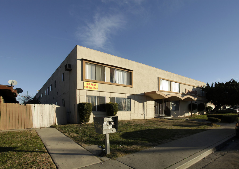 Flamingo Apartments in Pomona, CA - Building Photo