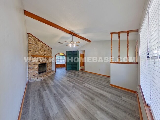 612 Moss Dr in Crestview, FL - Building Photo - Building Photo