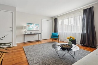5706 Broadway-Unit -2 in West New York, NJ - Building Photo - Building Photo