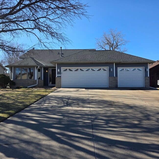 property at 9231 Queens Garden N