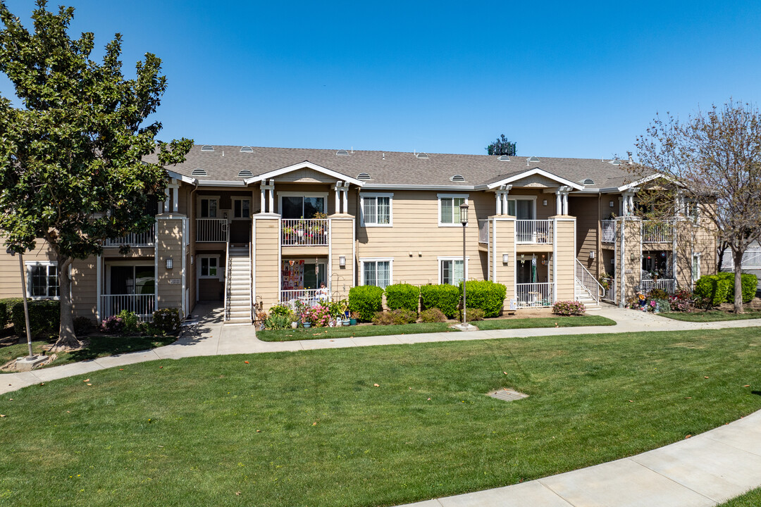 Second Street Senior in Dixon, CA - Building Photo
