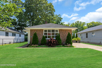 279 Hearn Ave in Long Branch, NJ - Building Photo - Building Photo