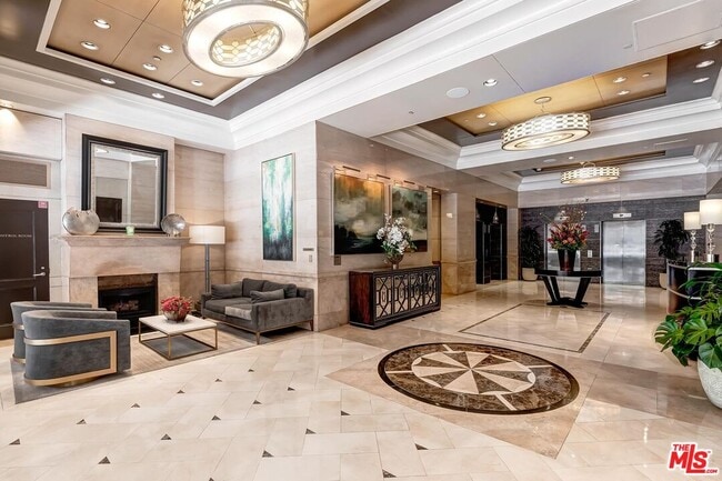 property at 10520 Wilshire Blvd