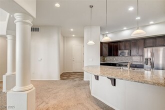62 E Serene Ave in Las Vegas, NV - Building Photo - Building Photo