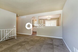 9130 Grant Ln in Overland Park, KS - Building Photo - Building Photo