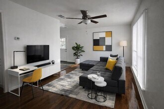 600 Springdale Rd in Austin, TX - Building Photo - Building Photo