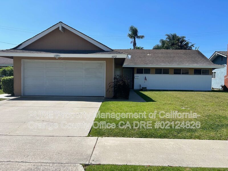 6092 Larchwood Dr in Huntington Beach, CA - Building Photo