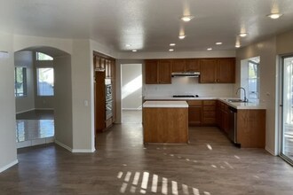 29113 Wayfarer Ln in Lake Elsinore, CA - Building Photo - Building Photo