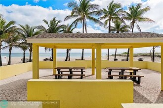 1391 S Ocean Blvd, Unit 406 in Pompano Beach, FL - Building Photo - Building Photo