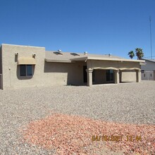 1021 McCulloch Blvd S in Lake Havasu City, AZ - Building Photo - Building Photo