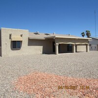 1021 McCulloch Blvd S in Lake Havasu City, AZ - Foto de edificio - Building Photo