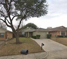 5319 Waterford Dr in Mesquite, TX - Building Photo