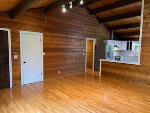 1120 Lealand Rd E in St. Paul, MN - Building Photo - Building Photo