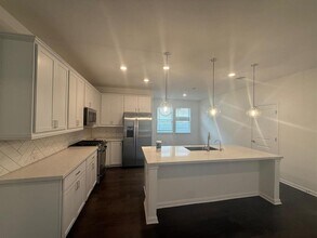 133 Grn Knl Ln in Georgetown, TX - Building Photo - Building Photo