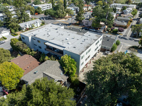 417 Harrison Ave in Redwood City, CA - Building Photo - Building Photo