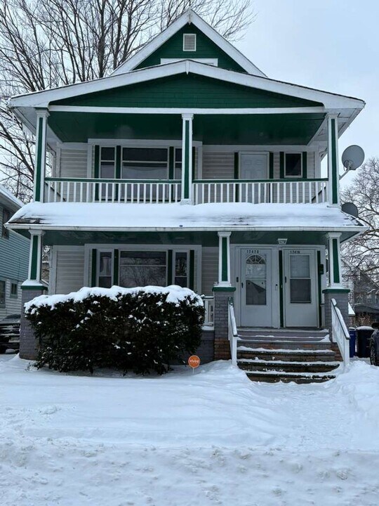 12418 Gruss Ave in Cleveland, OH - Building Photo